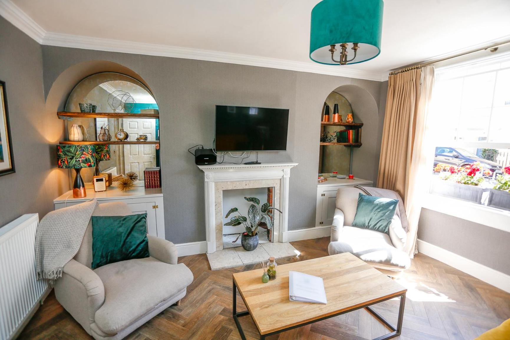Maisonette With Hot Tub At 13 Rivers Street Bath