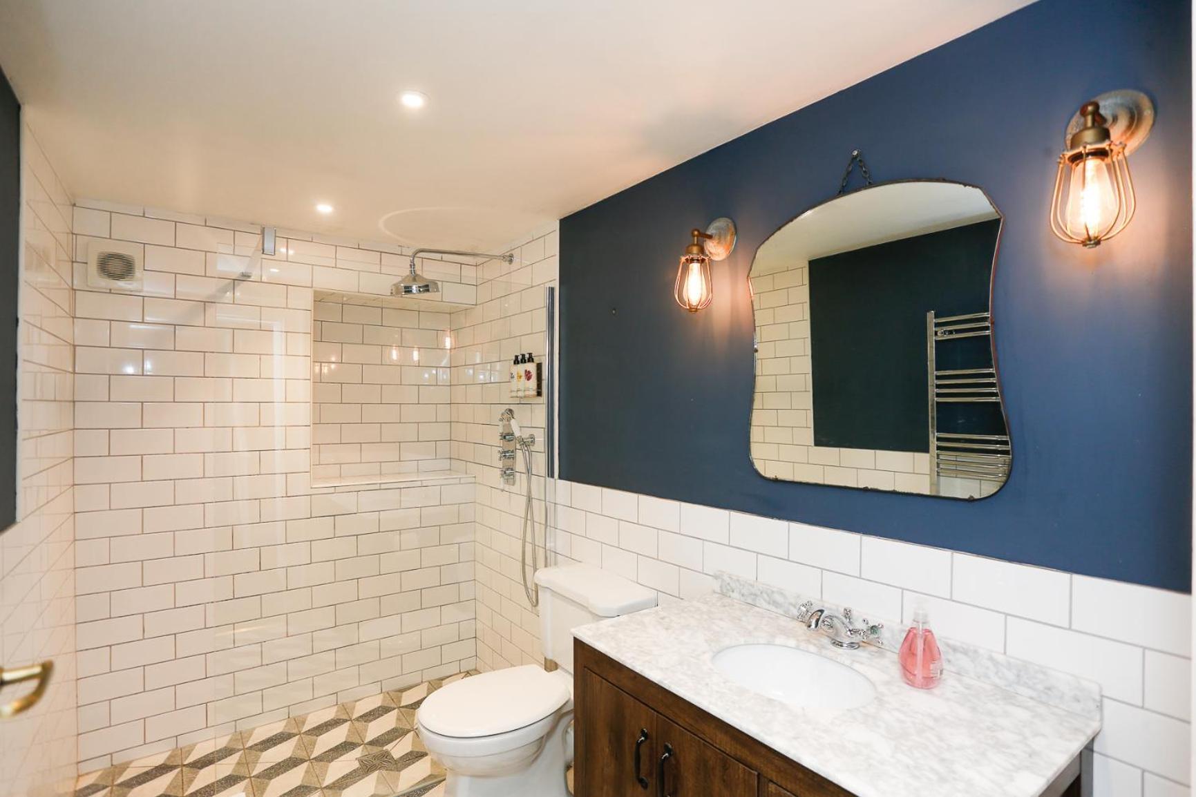 Maisonette With Hot Tub At 13 Rivers Street Apartamento Bath