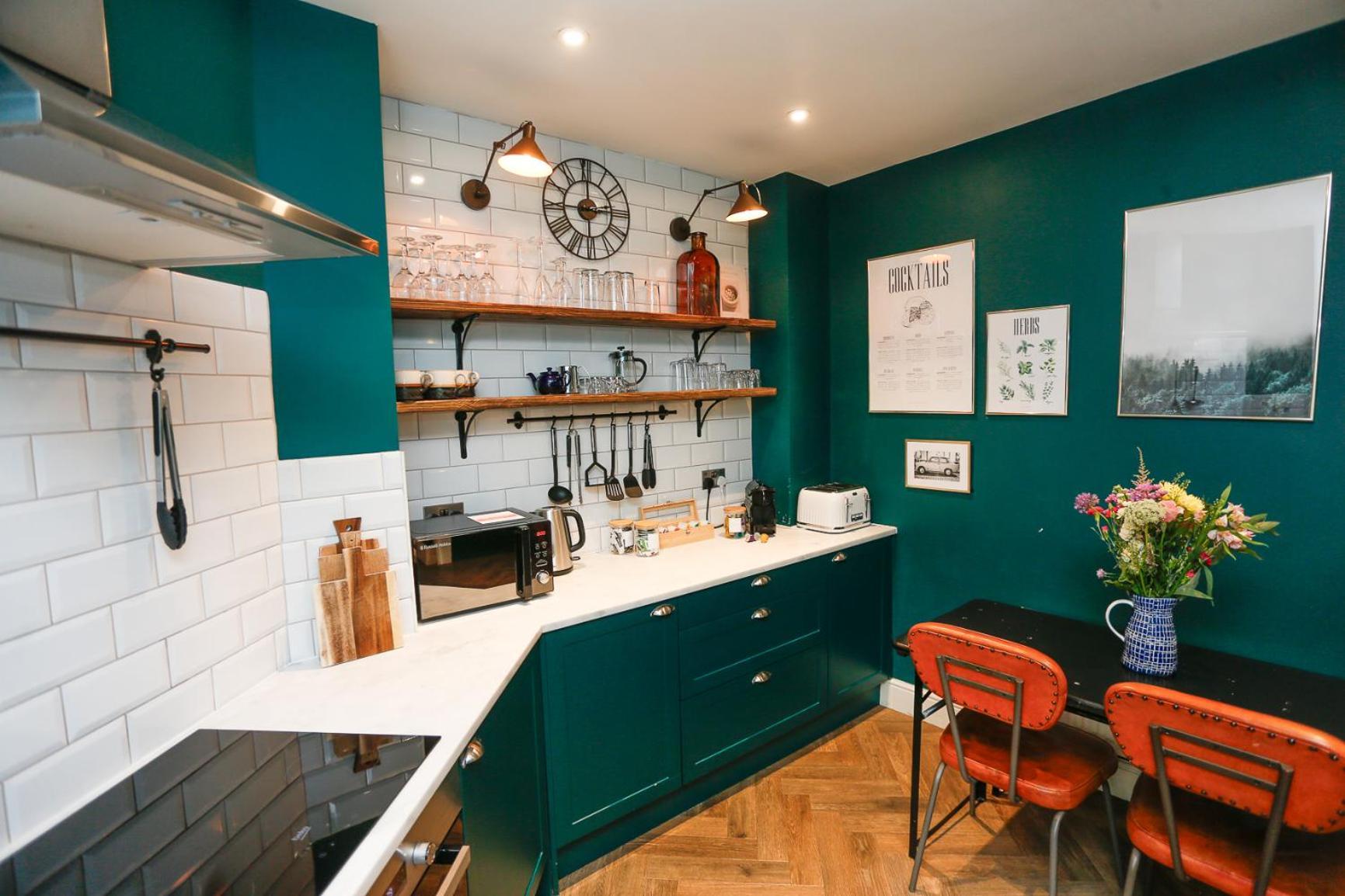 Maisonette With Hot Tub At 13 Rivers Street * Bath